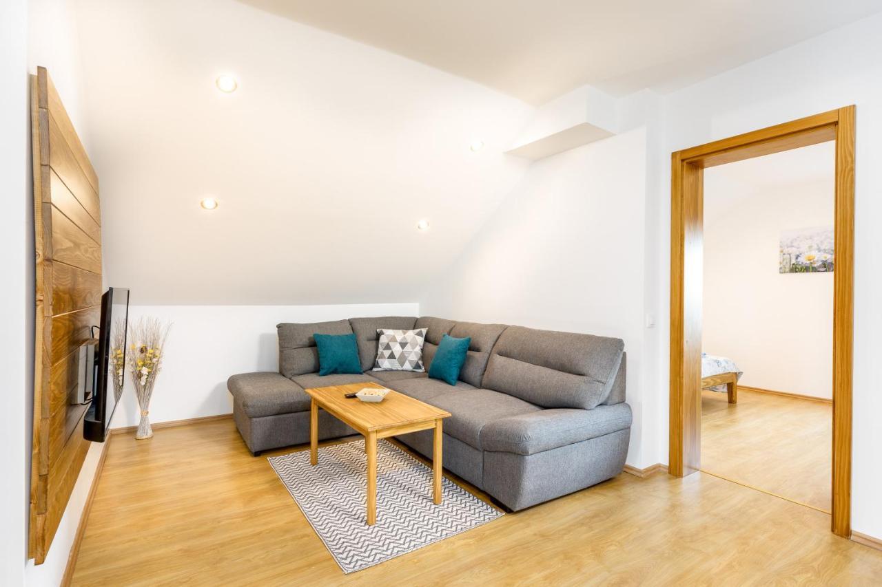 סלוניי Apartman Medved מראה חיצוני תמונה
