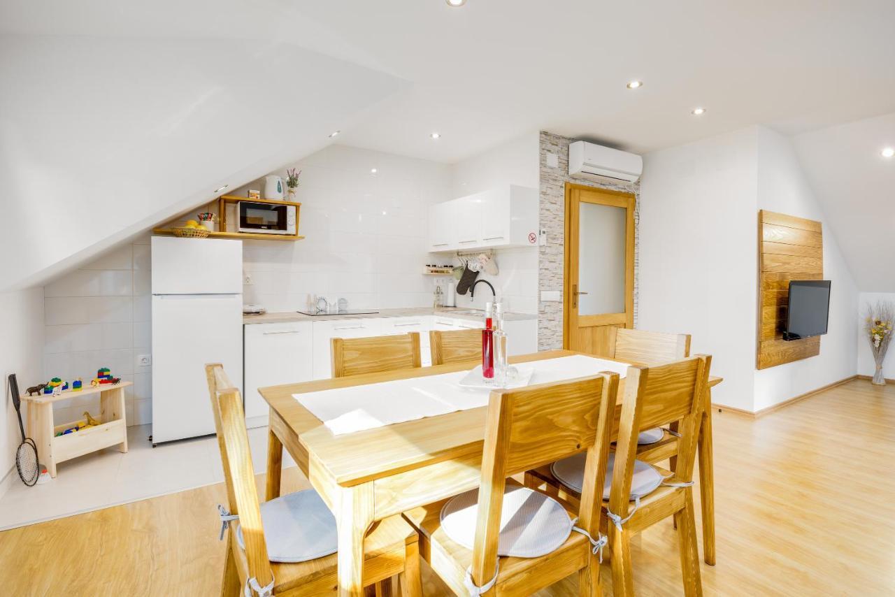 סלוניי Apartman Medved מראה חיצוני תמונה